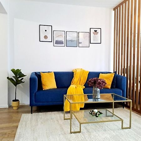 Mountain Breeze Luxury Apartment Ac & Parcare Privata Брашов Екстериор снимка